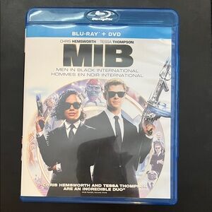 MIB International Blu-ray + DVD Set